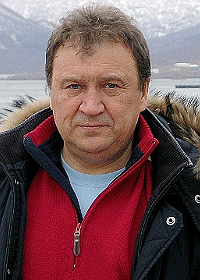 Анатолий Полотно